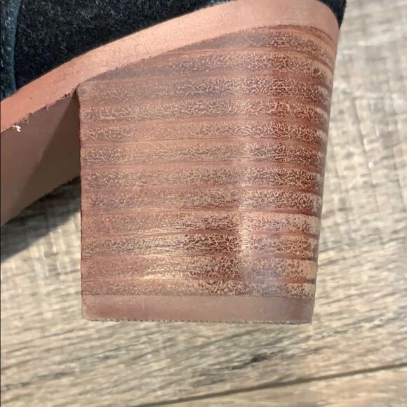 Round Toe Black Suede Over the Knee Boot - Picture 4 of 6